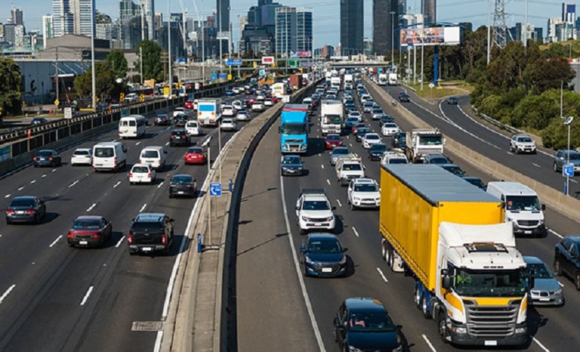 image of car traffic flow on a highway