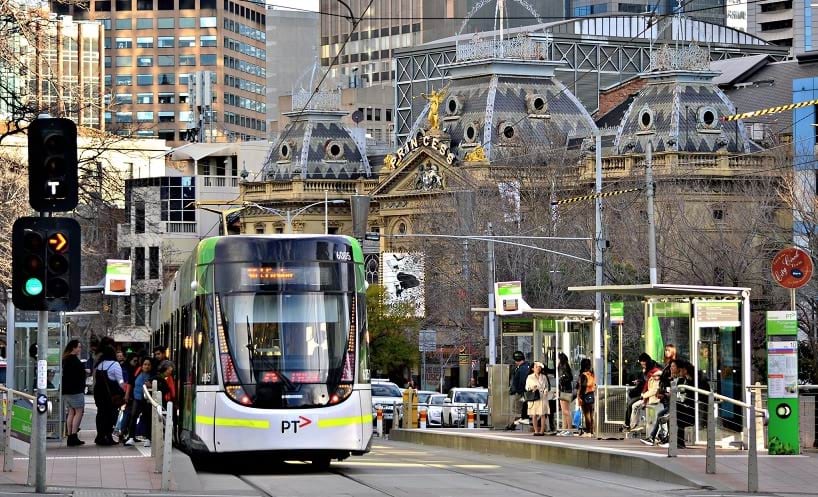 Image of Melbourne tram loading passengers